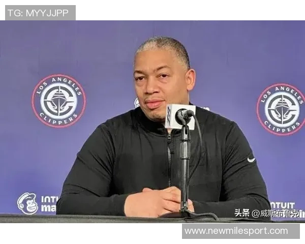 保罗与快船矛盾难解背后原因揭秘泰伦卢回应引发热议